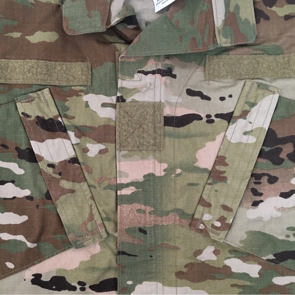 USA military camouflage jacket. Insect repellent. Size large. New with tags. - Picture 4 of 9